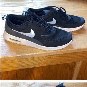 Nike Air Max Thea Sz 8.5